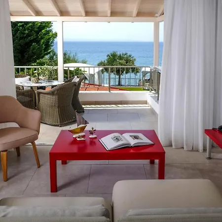 In Elia With A Shared Pool Apartment Kalogria (Sithonia)