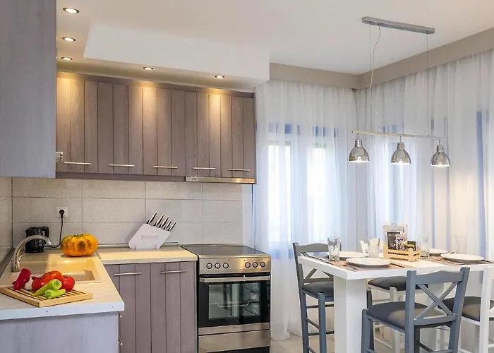 In Elia With A Shared Pool * Kalogria (Sithonia)