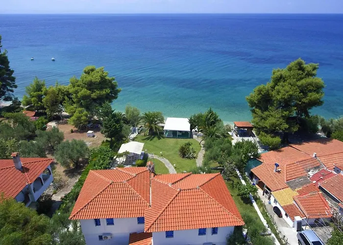 In Elia With A Shared Pool * Kalogria (Sithonia)