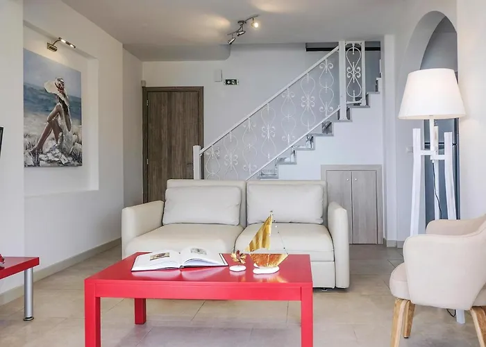 In Elia With A Shared Pool